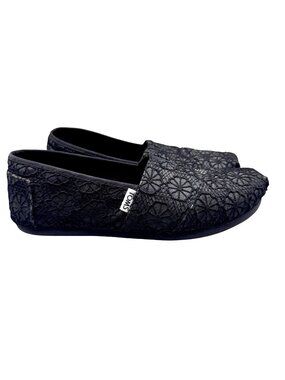 Tom's Alpargata Black Moroccan Women 7.5 Floral Lace Classic Minimalist Slip-on